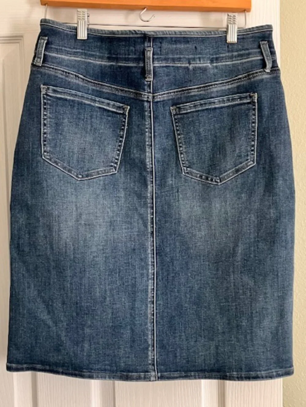 Women's denim skirt Lift X Tuck technology size 8 cottagecore casual stretch